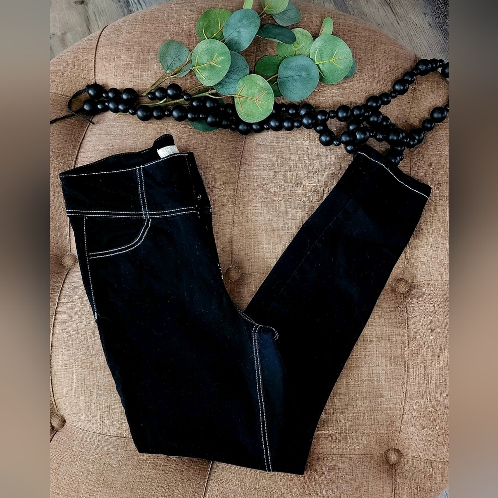 GB Gianni Bini Skinny Button-Fly Jeans